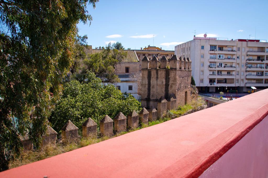 Hostal La Muralla Sevilha Exterior foto